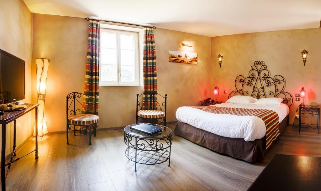 Chateau De La Falque, The Originals Relais Saint-Geniez-dʼOlt 部屋 写真