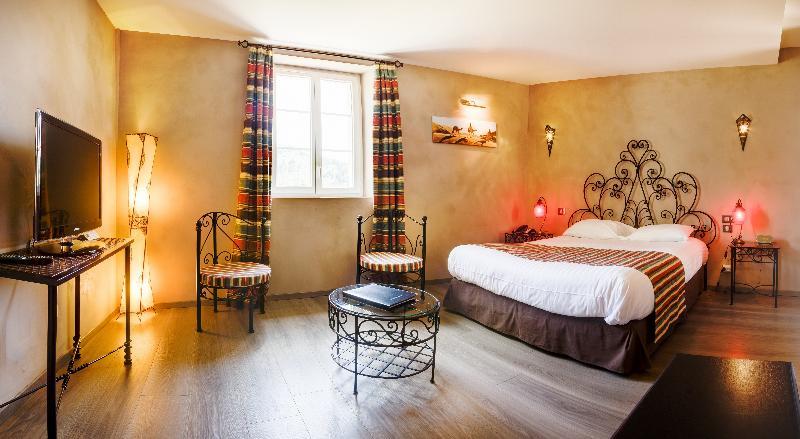 Chateau De La Falque, The Originals Relais Saint-Geniez-dʼOlt エクステリア 写真